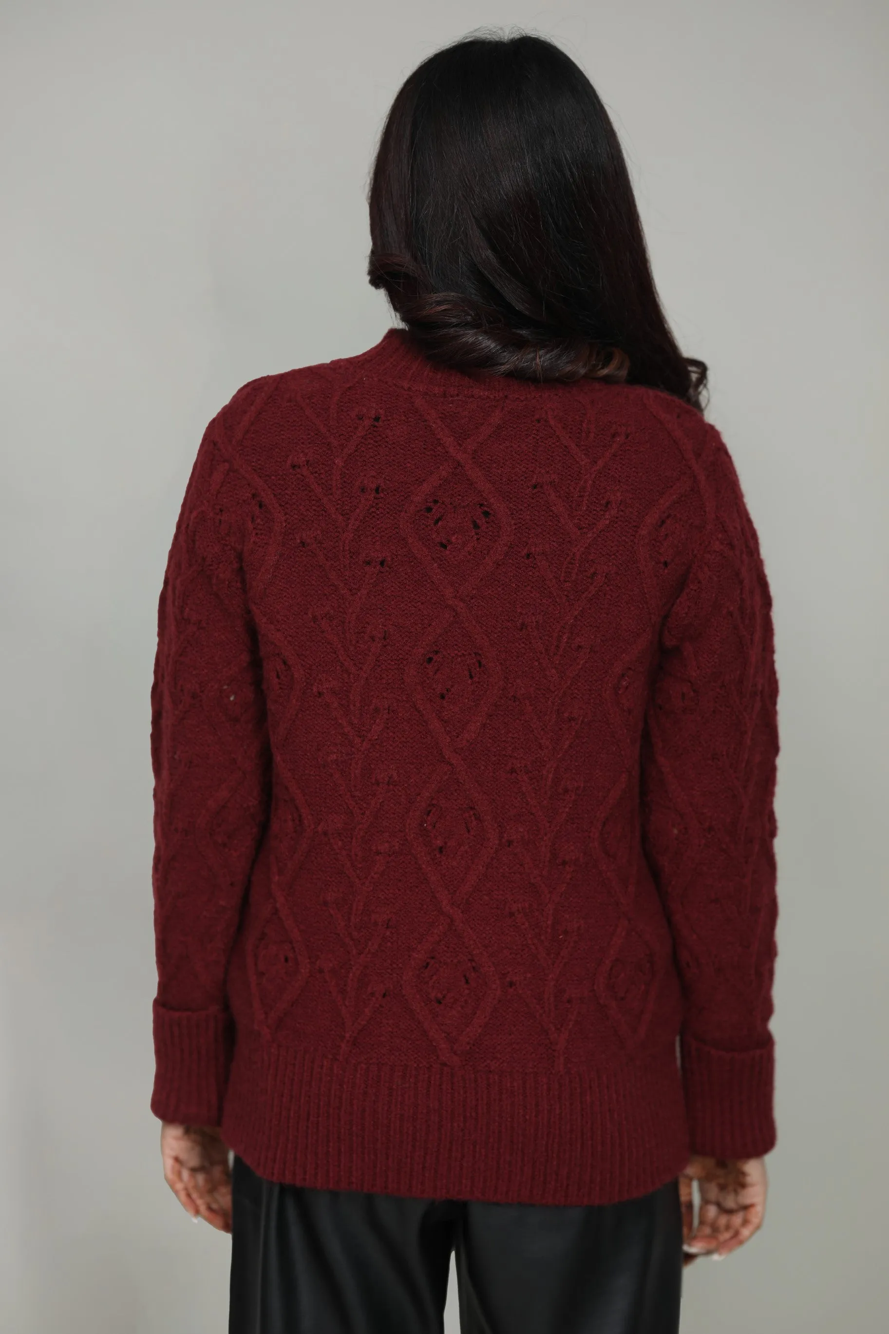 Women Woolen Round Neck Sweater